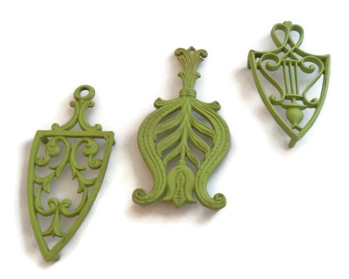 Lyre and Pineapple Cast Iron Wall Trivets Set 1950s Olive