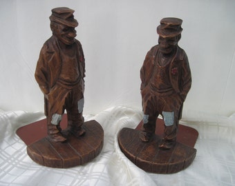 Syroco Wood Hobo Bookends