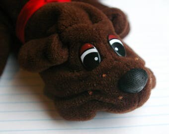 Vintage Pound Puppy - Short Ears, Wrinkles