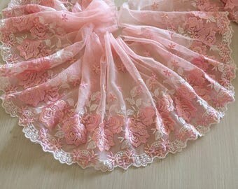 Shell Pink Embroidery Lace Eb5042