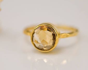 Yellow Citrine Ring Gold, November Birthstone Ring, Solitaire Ring, Stacking Ring, Gold Ring, Round Ring, Stackable Stone Ring, Unique Ring