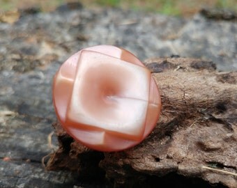 Vintage Button Ring (Lovely Salmon Shapes)