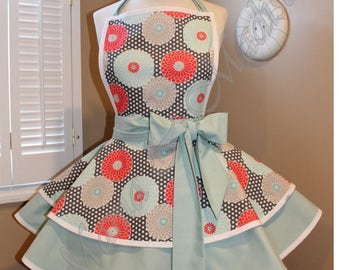 Spring Floral Print Woman's Retro Apron Accented In Seafoam...Ready To Ship
