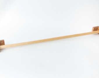 Montessori Pull Up Bar for Infants