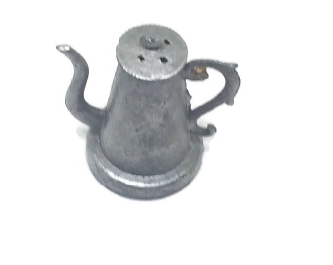 Dollhouse Miniature Tea Pot, Victorian Novelty Tea Pot, Dollhouse Serving, Die-Cast Collectible