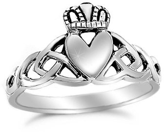 Claddagh Ring, Personalized Engrave Claddagh Ring, Traditional Irsh Claddagh Ring, Claddagh Wedding Ring,Love Loyalty Friendship Ring