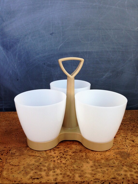 Tupperware Condiment Caddy Harvest Gold Three container