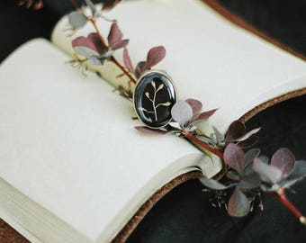Minimalistic ring, floral ring, Nature Resin Ring, Pressed flower jewelry, Botanical ring, Statement ring, gift for a woman, handmade ring