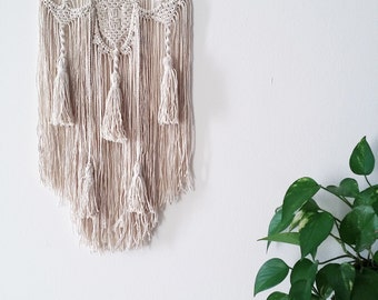 MALAGA.Tassel Macrame wall hanging, macramé, bohemian weaving wall art, fiber art, wall decoration