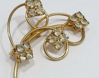 Simple & Elegant Gold Tone Floral Brooch with Rhinestones