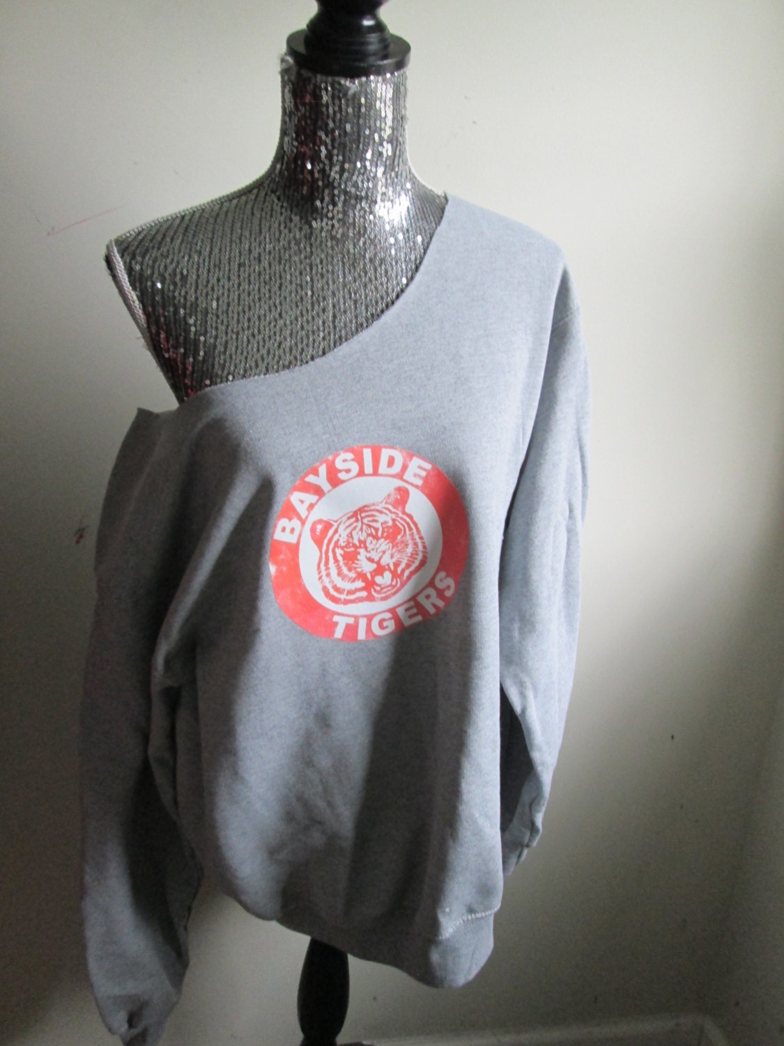 kelly kapowski sweatshirt