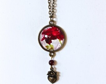 Red Violet Geranium Flower Floral Necklace Antique Brass Finish Pendant Necklace with Heart Charm and Bead