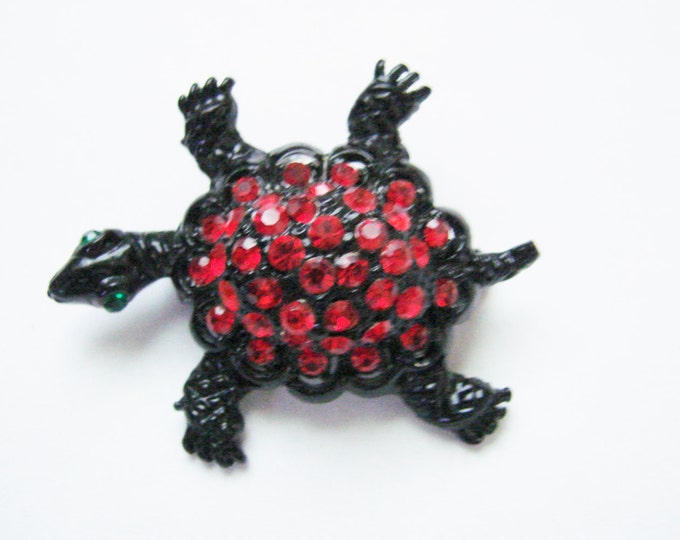 Vintage Red Green Rhinestone Figural Turtle Brooch Pin / Black Japanned Metal / Jewelry / Jewellery