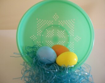 Tupperware colander, strainer, green # 339-8