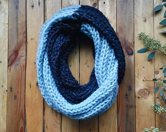 READY-TO-SHIP! chunky knit two-tone infinity ribbed circle scarf || The Cottonwood