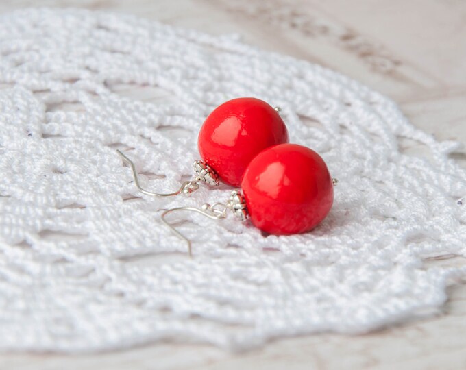 Red beaded earrings, Big red earrings, Red dangle earrings, Red bead earrings, Red dangling earrings, Simple red earrings, 16mm 0.6in, 8-18