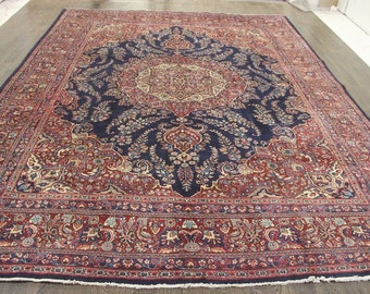 Traditional Persian Sabzevar Rug