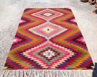 Turkish Kilim rug, Diamond design rug, Vintage Turkish kilim, area rug, kelim rug, vintage rug, bohemian, Turkish rug, kilim rug pink, 329