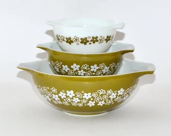 Vintage Pyrex Crazy Daisy Spring Blossom Cinderella Mixing Bowls, Set of 3, Mother Day Gift