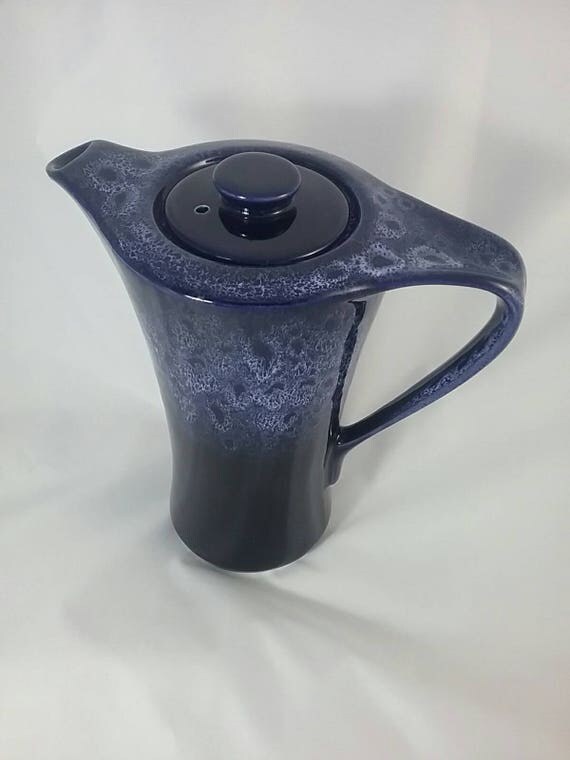 Kernewek Cornwall pottery Coffee pot. 1970s coffee. Blue drip