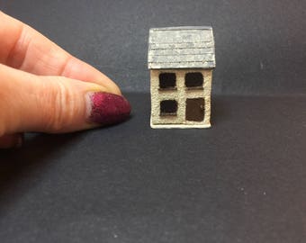 Miniature micro dollshouse for a dollshouse 1/12 or large 1/24th scale