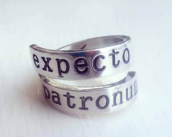 Harry Potter Expecto Patronum wrap ring in silver tone.