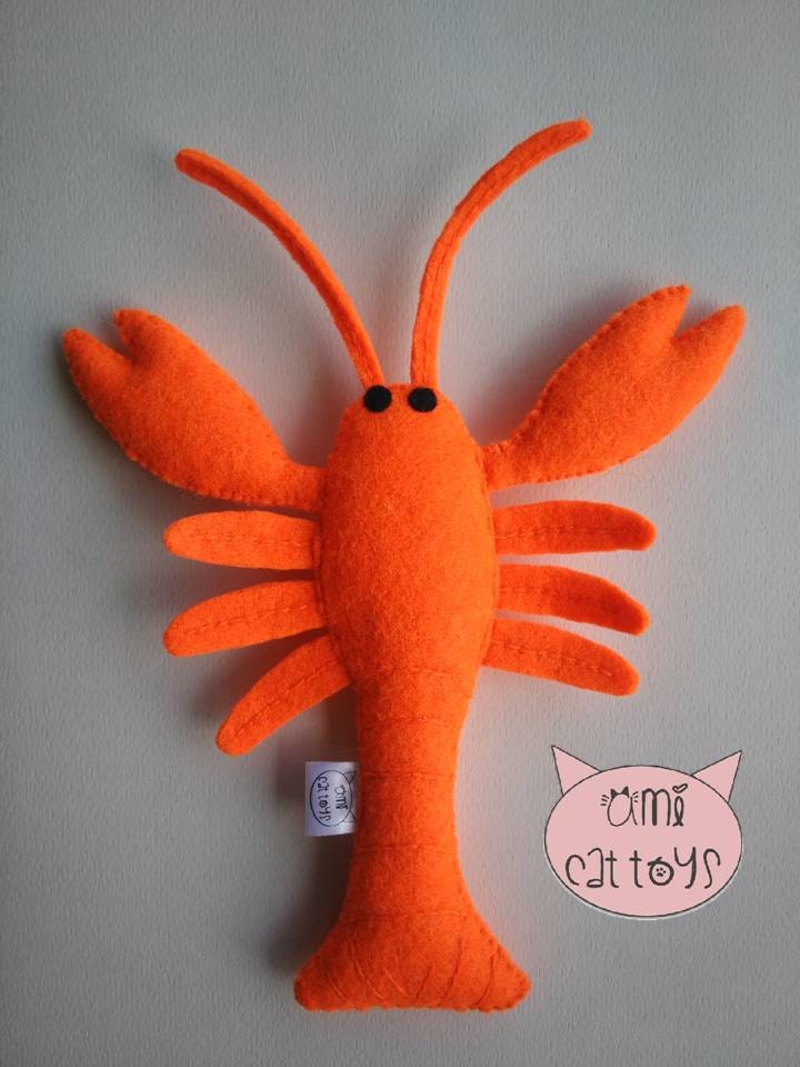 lobster cat toy