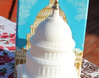Vintage Avon State Capitol/Milk Glass/Box/Wild Country After Shave Decanter