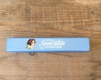 Snow White and the Seven Dwarfs Walt Disney Vintage Toothbrush Holder Tiny Blue Box {Snow White Storage Box} Travel Toothbrush Case