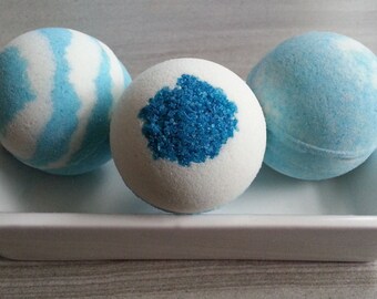 Blue Bath Bomb Set, Beach Bath Fizzy, Bathbomb, Ocean Breeze, Gift for Her, Beach Bath Soak, Tropical Fizzy Bath Bomb, Bath Boom Set of 3