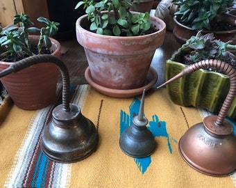 Vintage Oil Can, Thumb Oiler, FarmHouse Decor