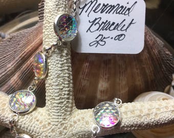 Bee~youtiful~you. Mermaid bracelet