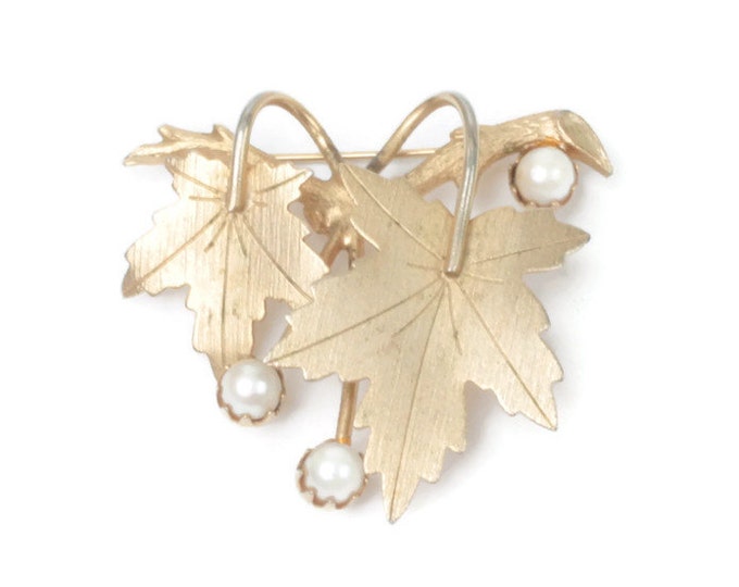 Cultured Pearl Leaf Brooch Sarah Coventry Precious 1960s Mid Century Jewelry Vintage