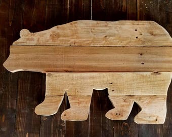 Medium size unfinished pallet bear