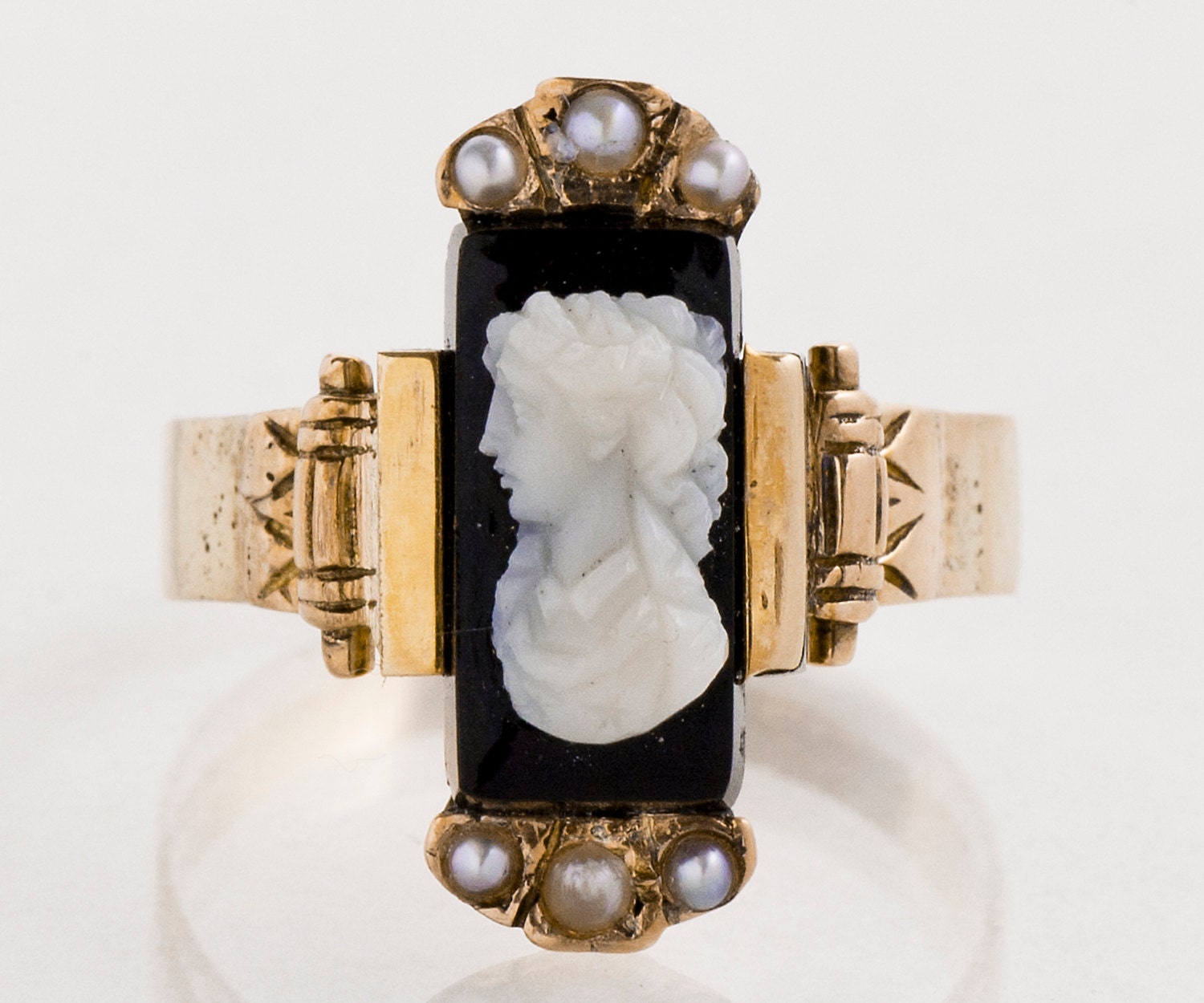 Antique Cameo Ring Antique 19th Century Black Onyx Cameo