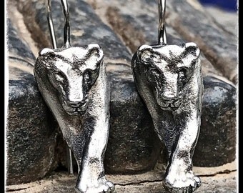 Earrings silver Leone. Leone Sterling Silver earrings, front view. Silver earrings Leone view of face.