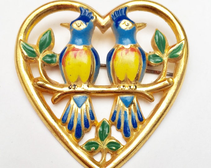 Bird Heart Brooch - Enamel gold - Love Birds - doves - fiqurine pin