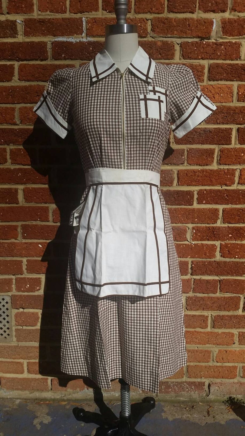 SALEOriginal 40s 50s Vintage Diner Waitress Dress and Apron