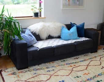 moroccan rug 10 x 4 foot // moroccan rug // azilal rug // moroccan runner rug //