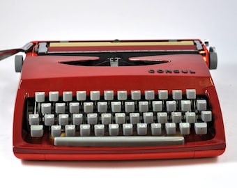 1970 Consul Working Typewriter with Case, Portable Typewriter, Vintage Typewriter, Red Typewriter, Manual Typewriter, Modernist