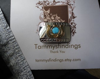 Western Inspired Belt Buckle Horse Shoe Cabochon Turquoise Belt Buckle Silver Gold Tone Metal