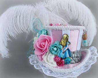 Alice Mini Top Hat, Alice in Wonderland Hat, Pink Fascinator, Pink Mini Top Hat, Tea Party Hat, Pink Alice Wedding Hat, Pink Women Top Hat