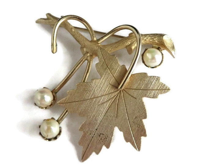 Sarah Coventry Leaf Brooch, Vintage Gold Tone Faux Pearl Pin