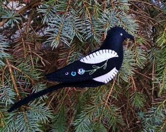Wool Felt Magpie Ornament, Black-billed Magpie Ornament, Folk Art Magpie