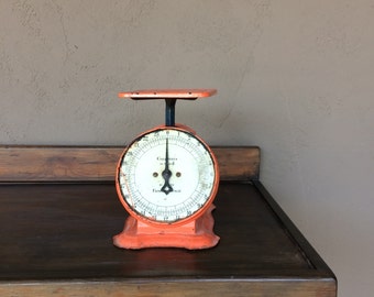 Columbia Family Scale // Antique Family Scale