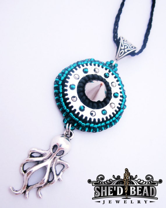 Steampunk necklace - Steampunk pendant - Octopus steampunk jewelry - Spike bead jewelry - Green bead jewelry - Elegant evening jewelry by ShedBead steampunk buy now online