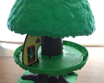 Kenner tree house dollhouse