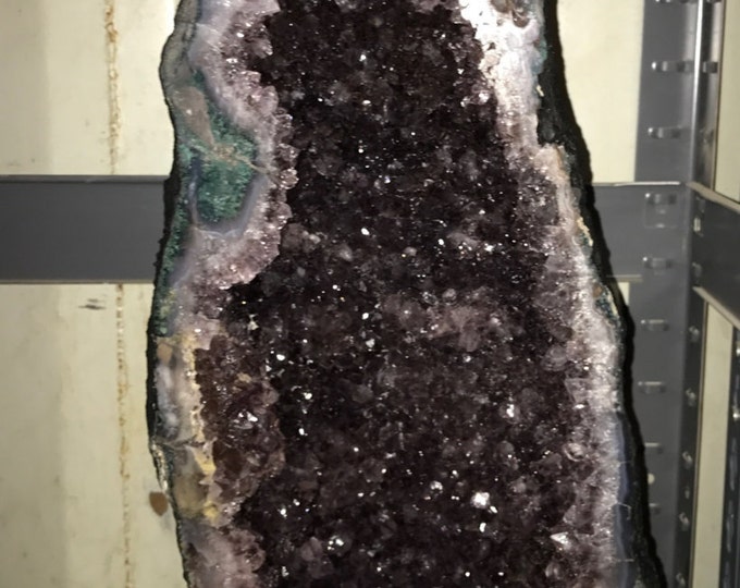 Black Amethyst Geode 36LBS 19" Tall Fung Shui \ Amethyst \ Amethyst Crystal \ Metaphysical \ Meditation \ Black Amethyst \ Natural Amethyst