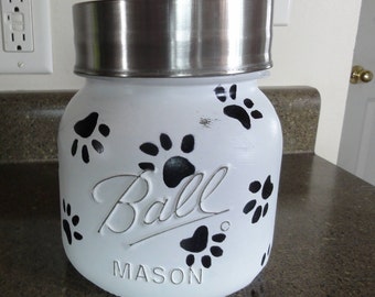 Dog Treat Jar, Dog Treats, Dogs Gifts, Dog Gift Basket, Dog Grandma, Mason Jar Decor, Painted Mason Jar, Pet treat Jar, gift For Pet Lovers