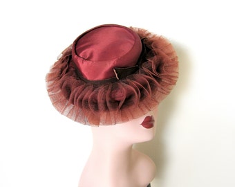 Vintage 1940's Bronze Satin Tilt Hat w/Ruffles/Back Strap~ Luetta Model
